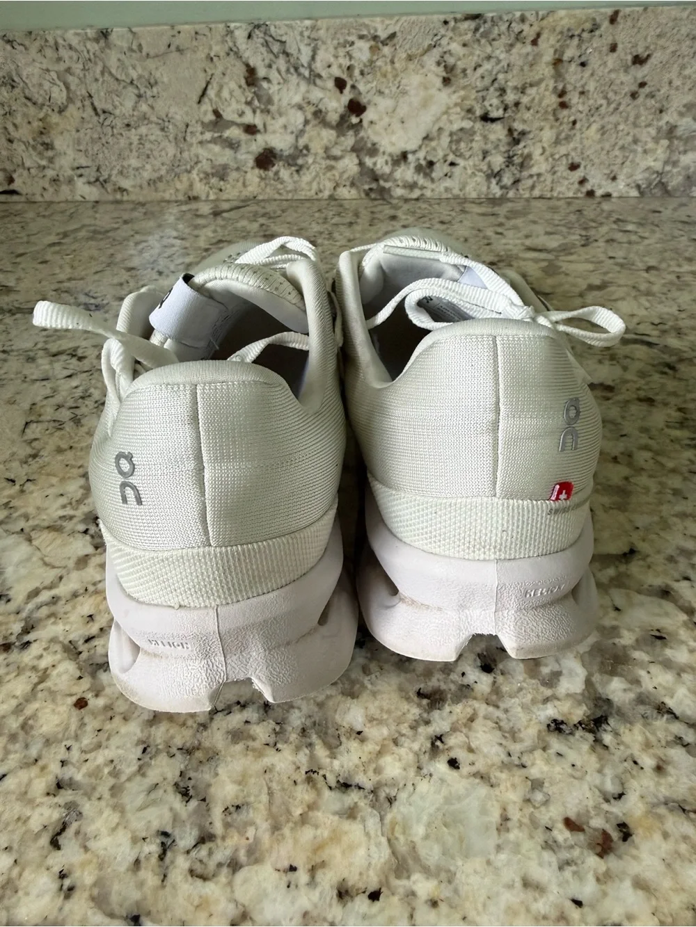 On Running White Women's Cloud Surfer shoes Size 9